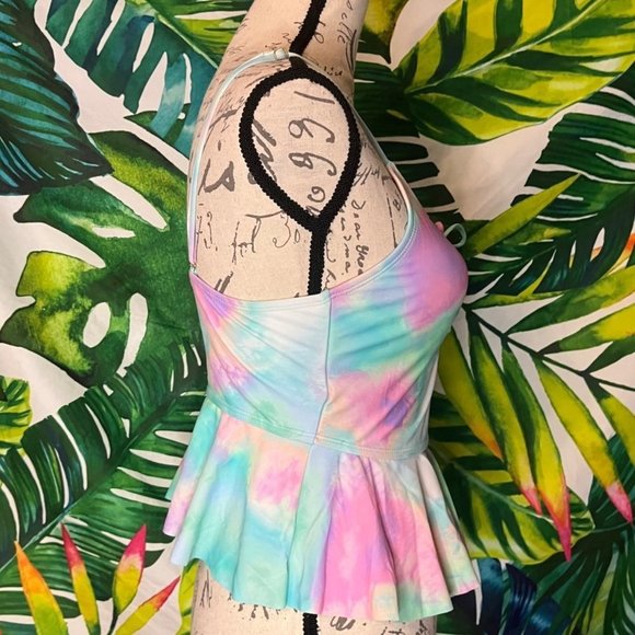 NWT SO Juniors Medium Aqua Purple Pink Mermaid Color Ruffle Tankini Swim Top - Picture 5 of 6